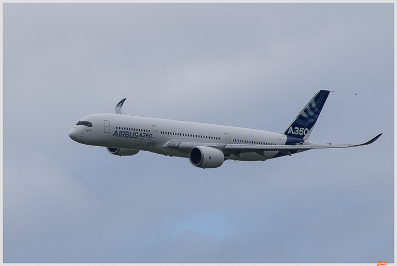 A 350 - AIRBUS ( _IGP9021 )