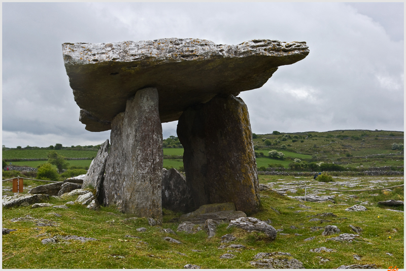 Burren - Dolmen de Poulnabrone  800_IGP3545