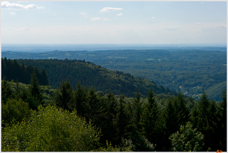 Le monument de la montagne - Vue : le Plateau des Mille Etangs, le Ballon de Servanc, Ternuay ( 800_IGP4947 )