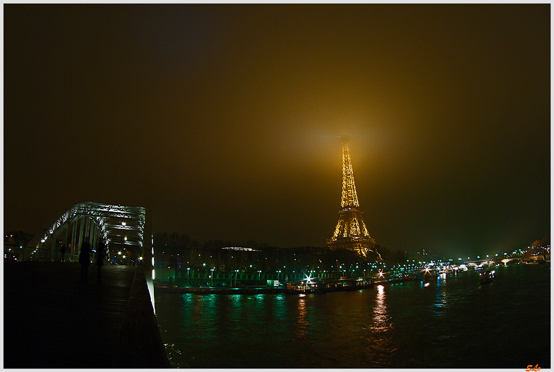 La Tour Eiffeil illuminée - Illuminations de Pierre Bideau ( _IGP9543 )