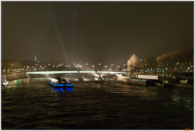 La Tour Eiffeil illuminée - Illuminations de Pierre Bideau ( _IGP9550 )