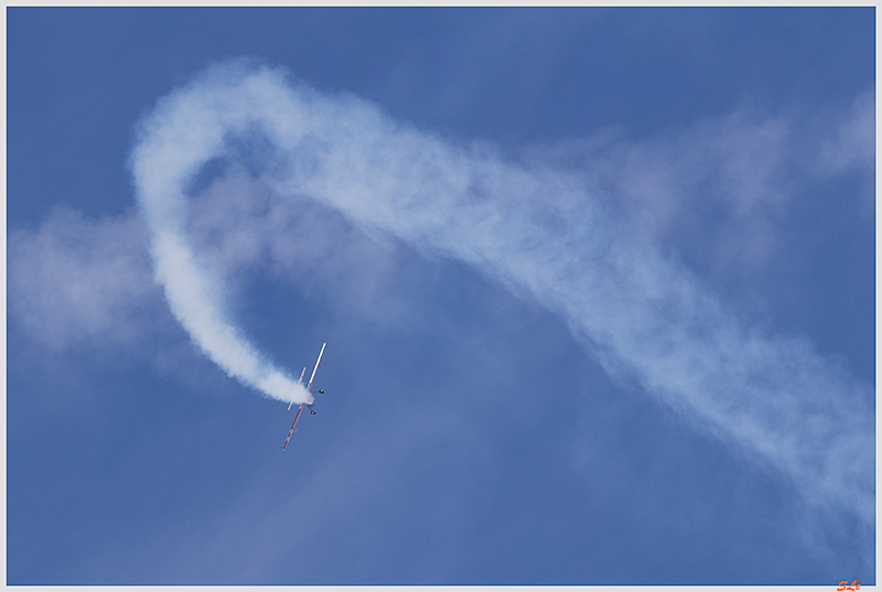 Extra 300 - F.Chesneau ( _IGP6449 )